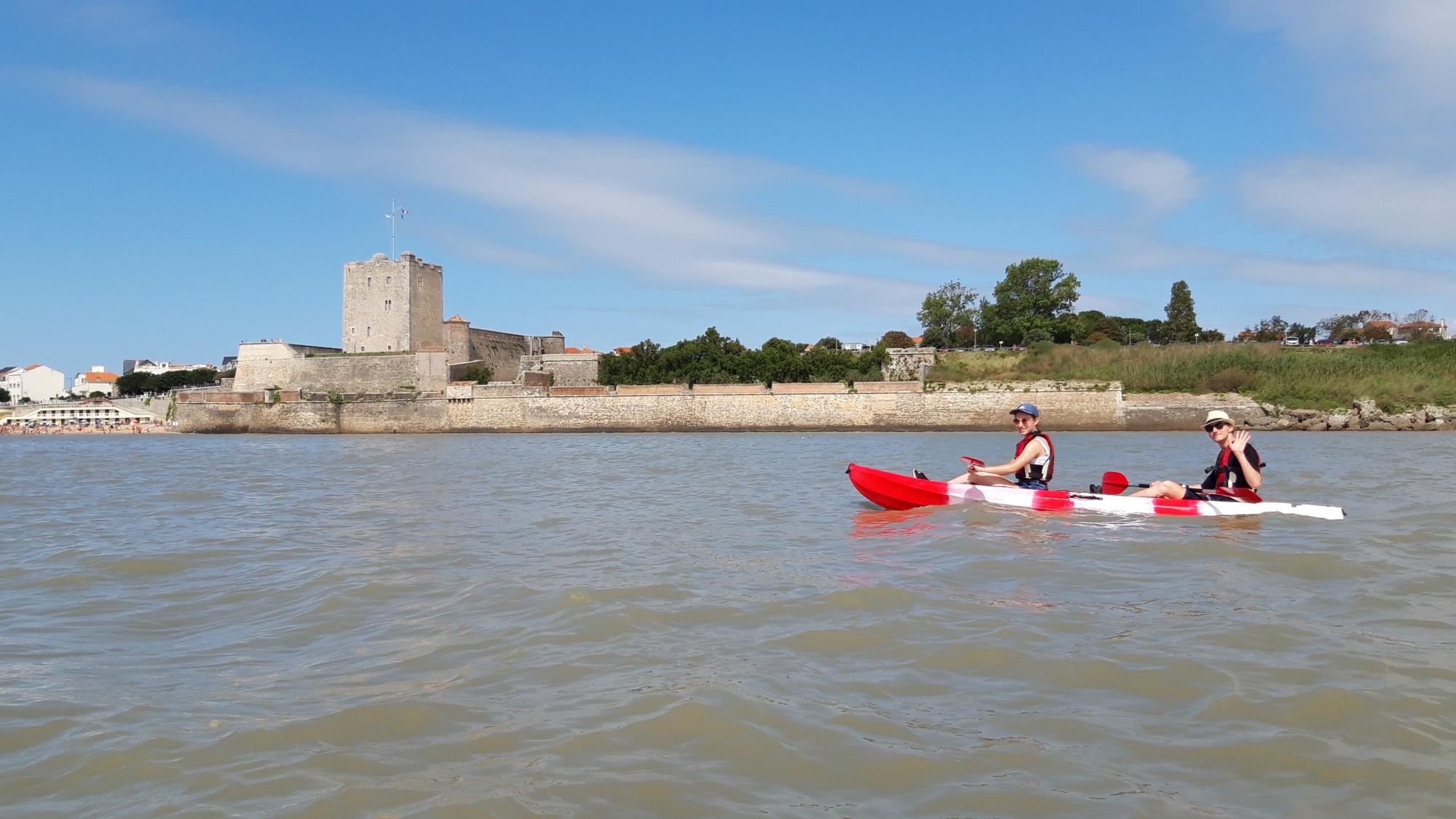 Location Kayak de mer et Stand up paddle SUP A la journÃ©e Ã  Fouras en Charente Maritime 17